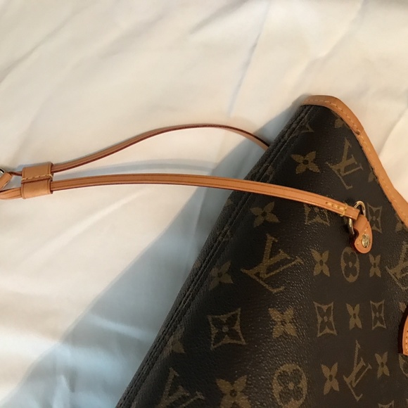 Authentic Louis Vuitton Monogram Neverfull MM - Picture 8 of 12
